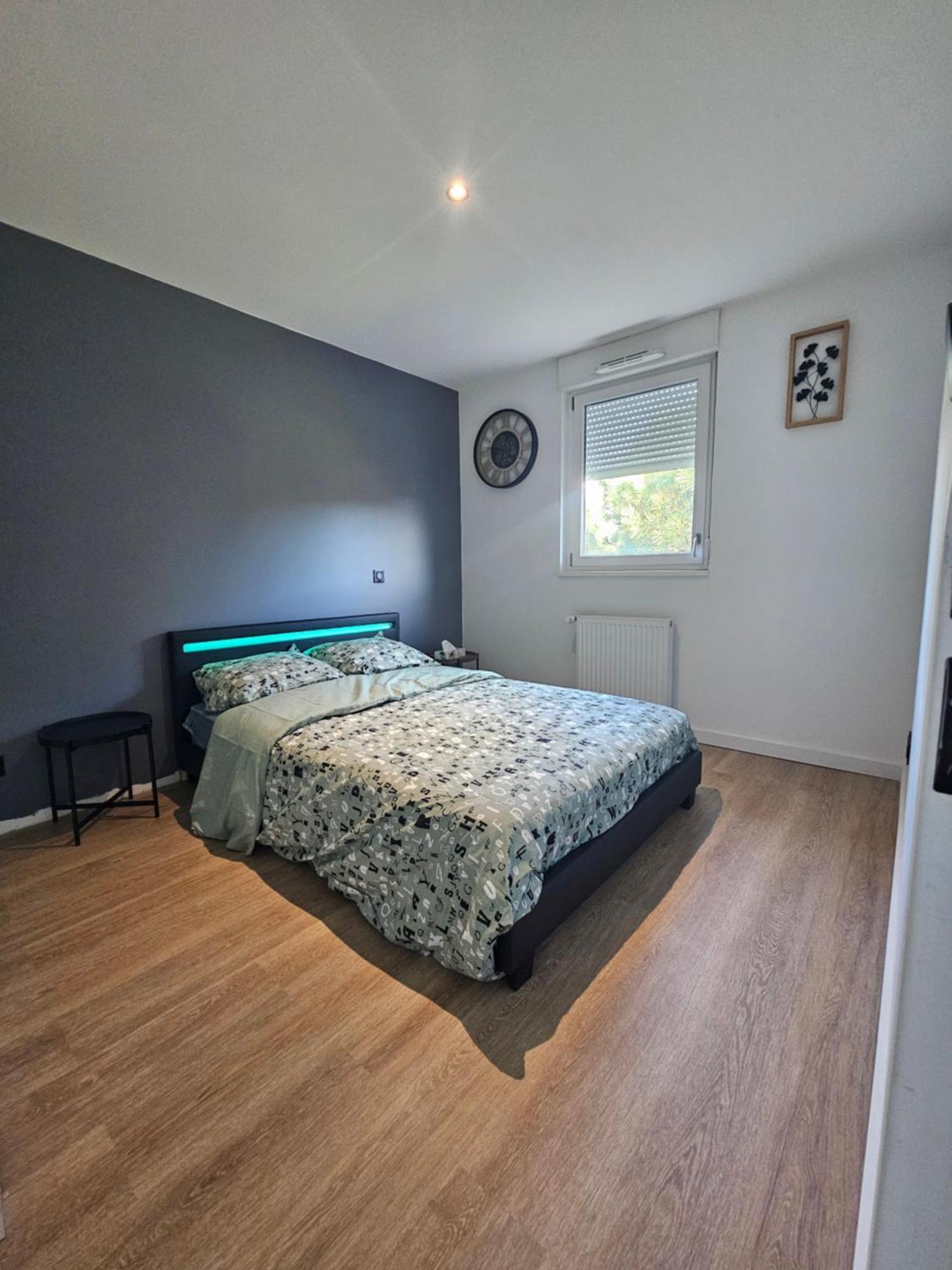 Charmant Appartement Tout Equipe Seilh Esterno foto